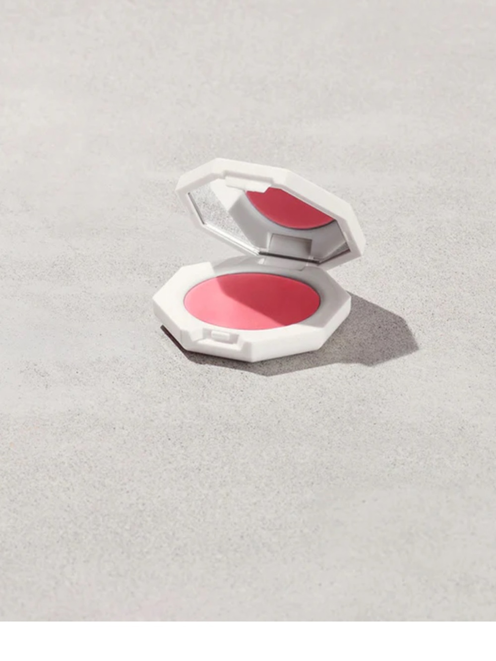 CHEEKS OUT FREESTYLE CREAM BLUSH - Pinky Promise 13